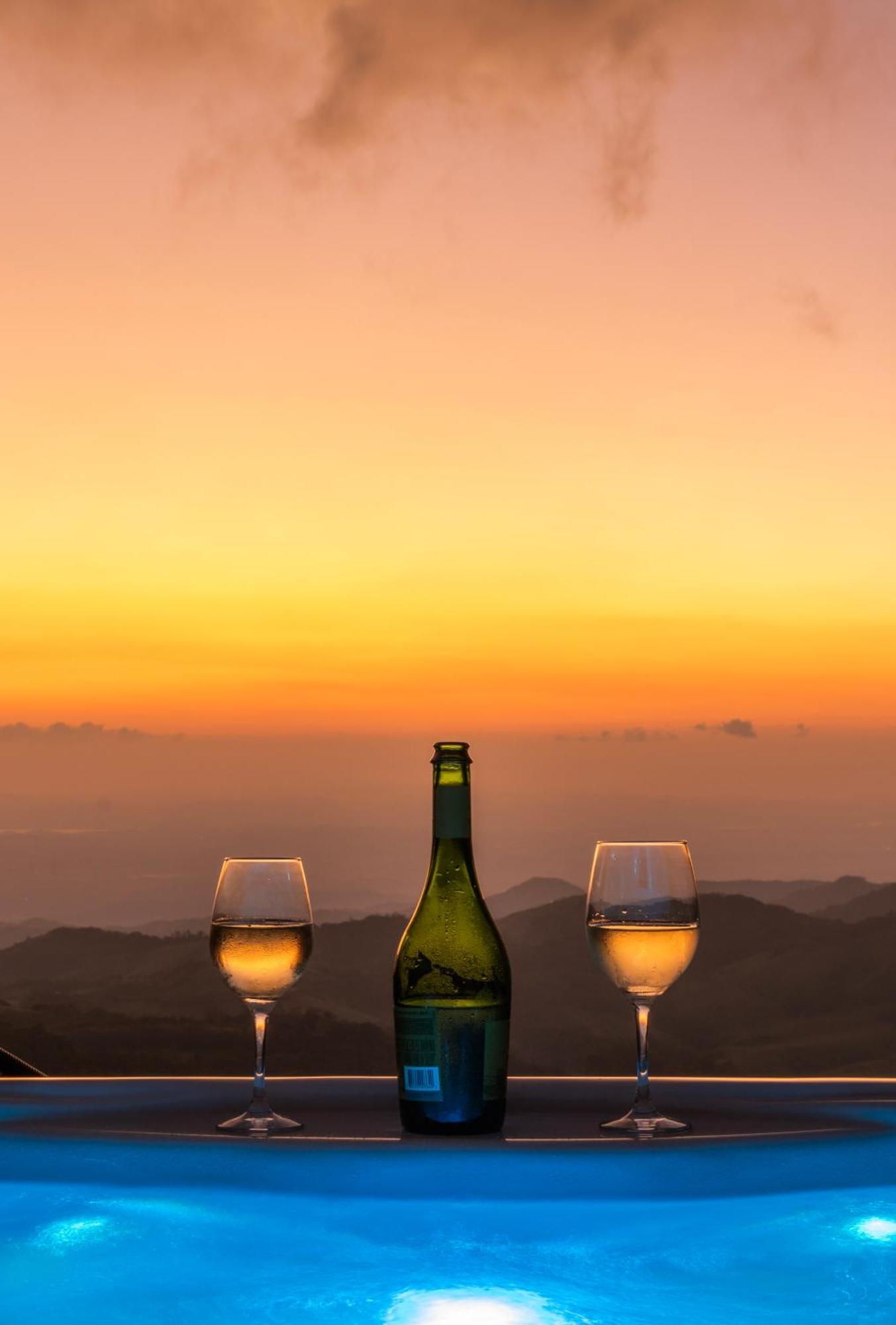 Amalu Luxury View Cabins Monteverde ภายนอก รูปภาพ